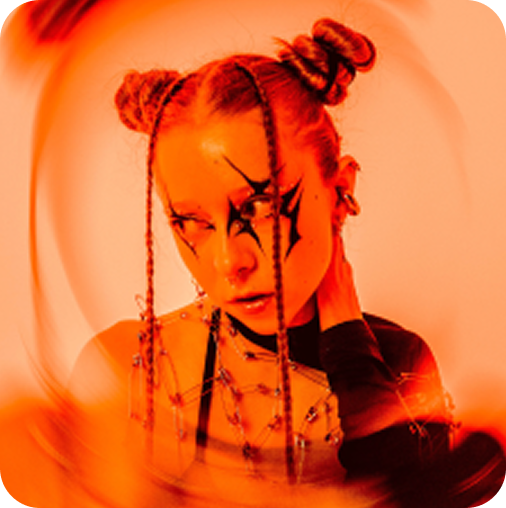 Артист MARIA KON — партнёр embers.digital